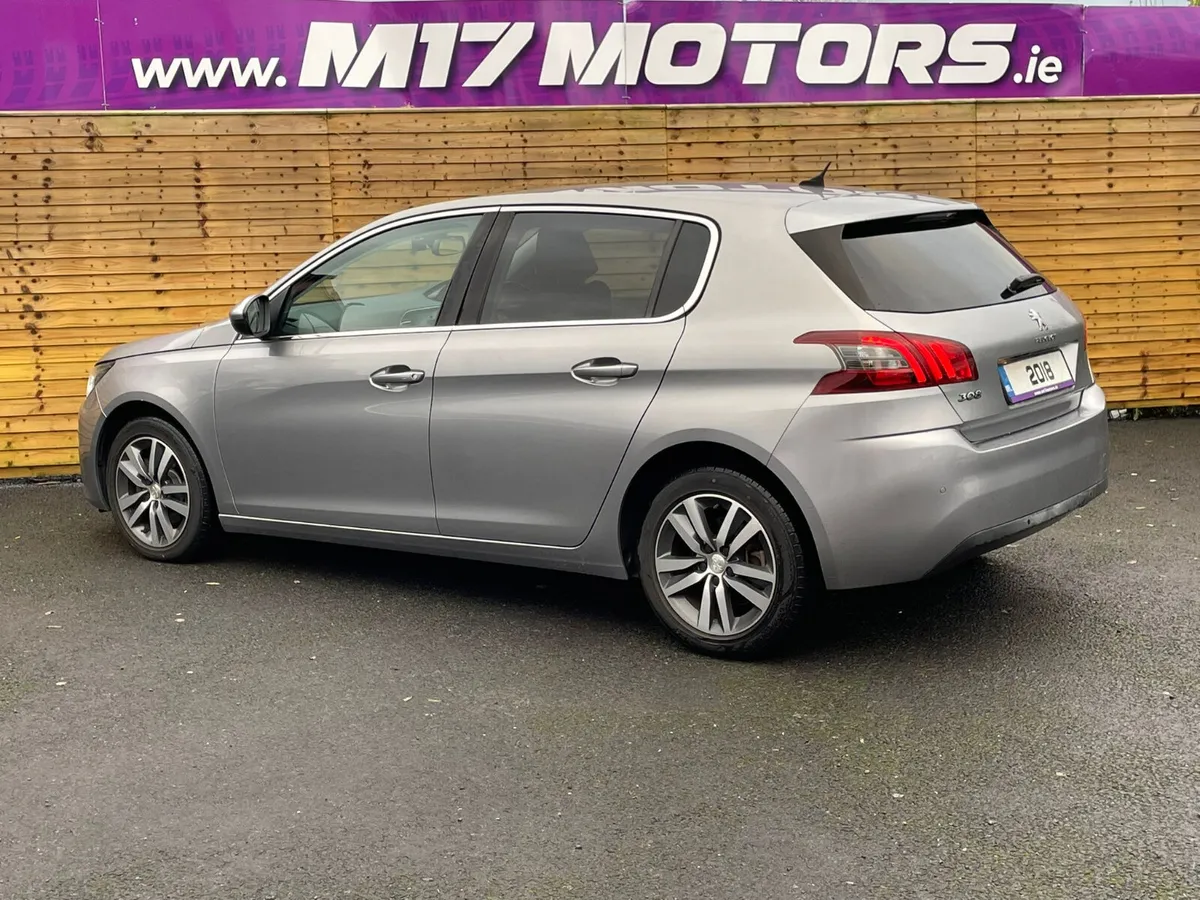 PEUGEOT 308 ALLURE! Low KMS - Image 4