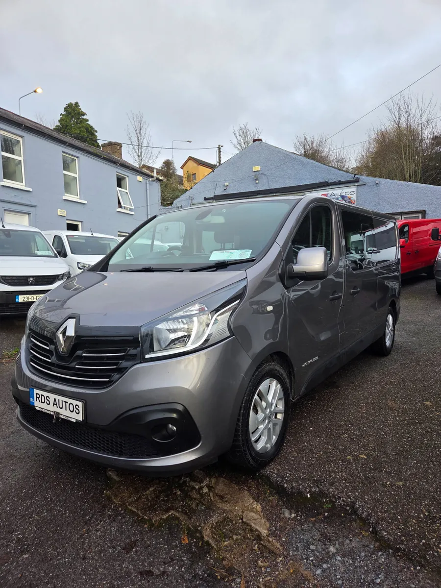 🔥16 TRAFFIC CREW CAB🔥 - Image 3