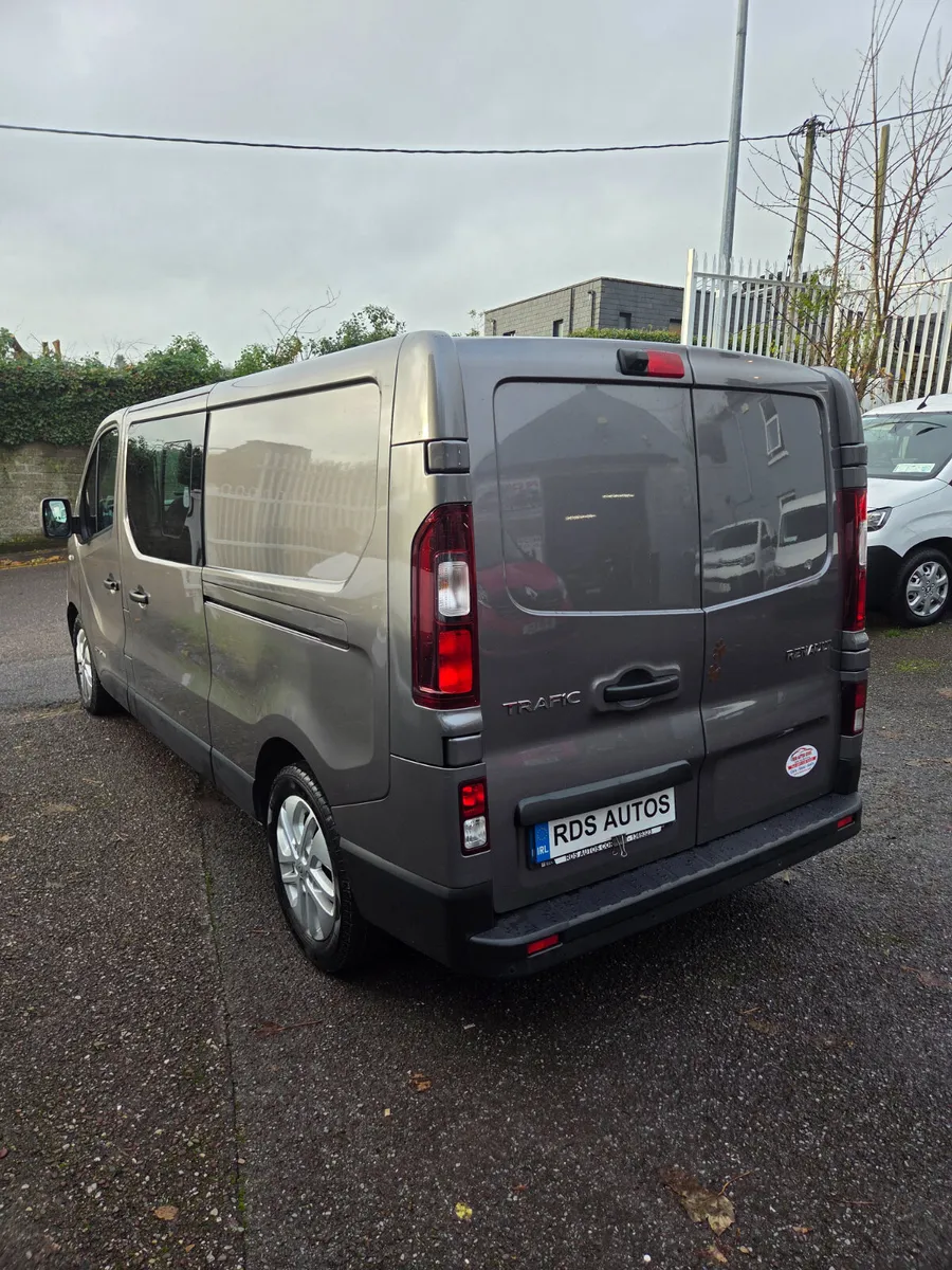 🔥16 TRAFFIC CREW CAB🔥 - Image 4