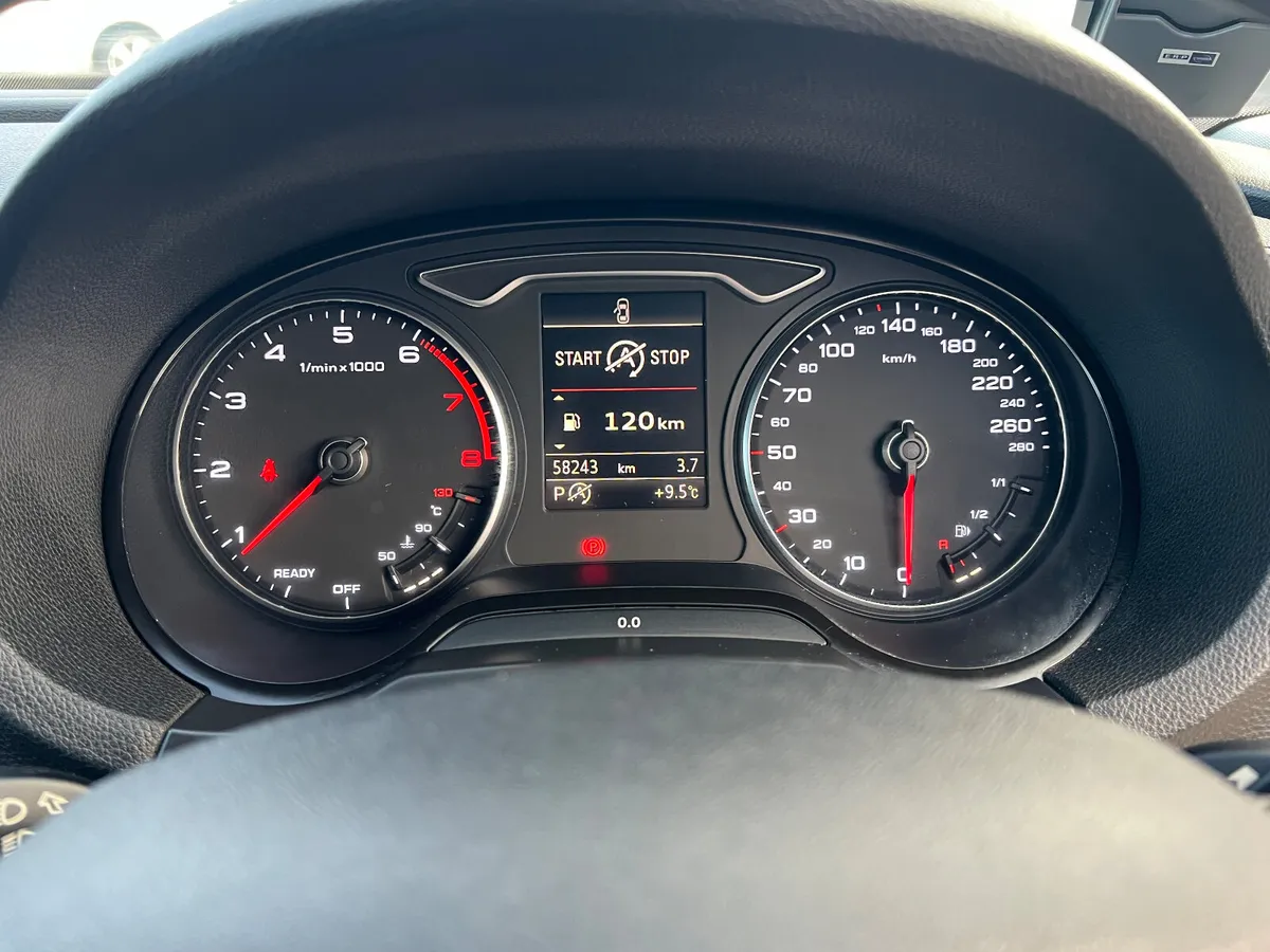 Audi A3 Saloon 1.4 TFSI Auto - Image 4