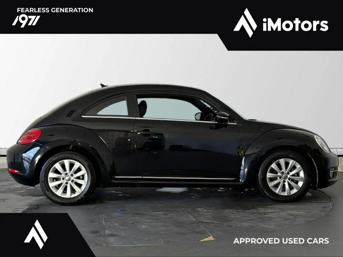 Volkswagen Beetle DESIGN DSG AUTOMATIC - Image 2