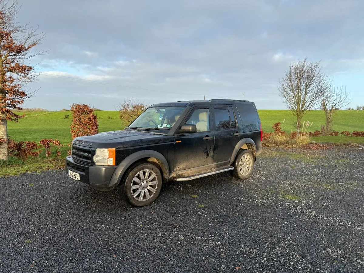 Land Rover Discovery 2008 - Image 1