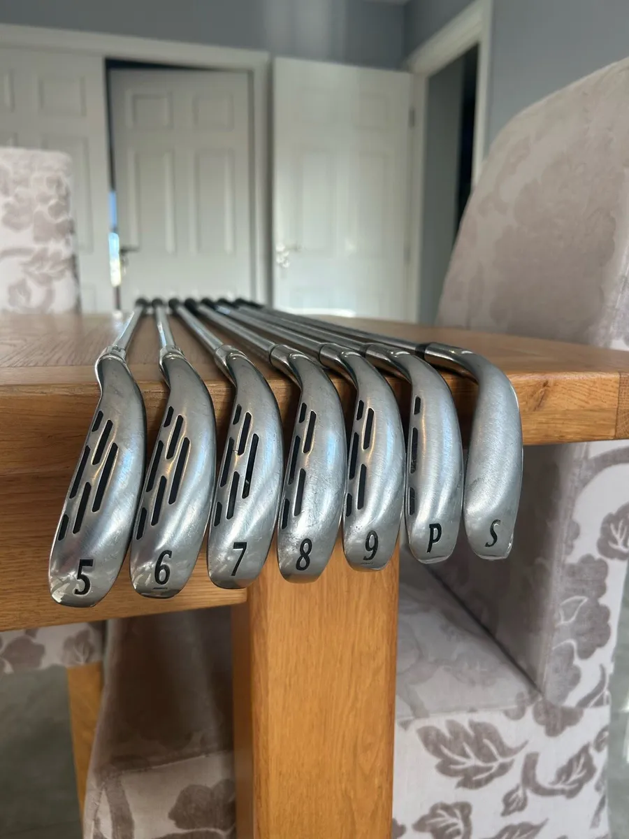 Wilson D7 Irons 5-SW - Image 1