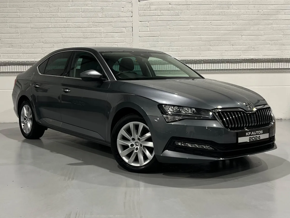 Skoda Superb SE Tech(Style) 2.0TDI 150bhp DSG Auto - Image 3