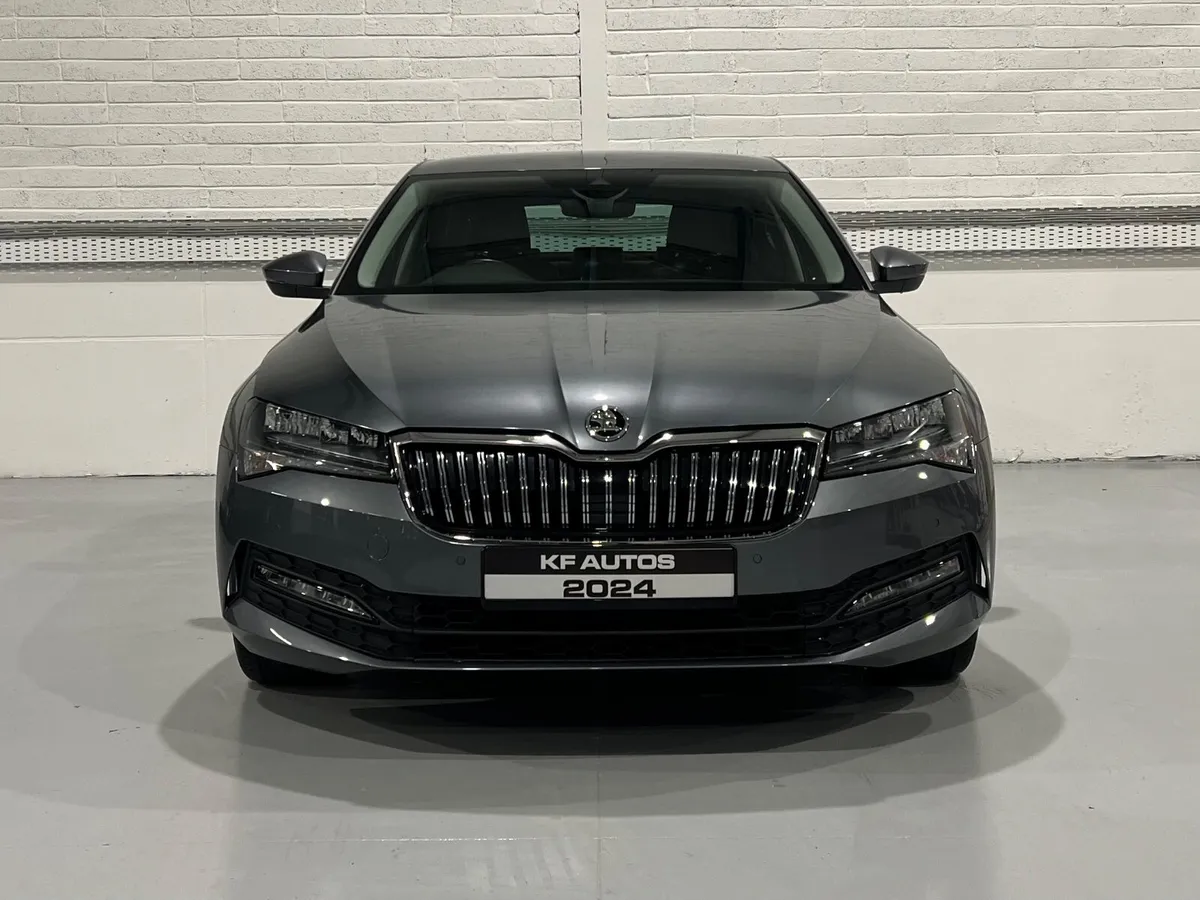 Skoda Superb SE Tech(Style) 2.0TDI 150bhp DSG Auto - Image 2