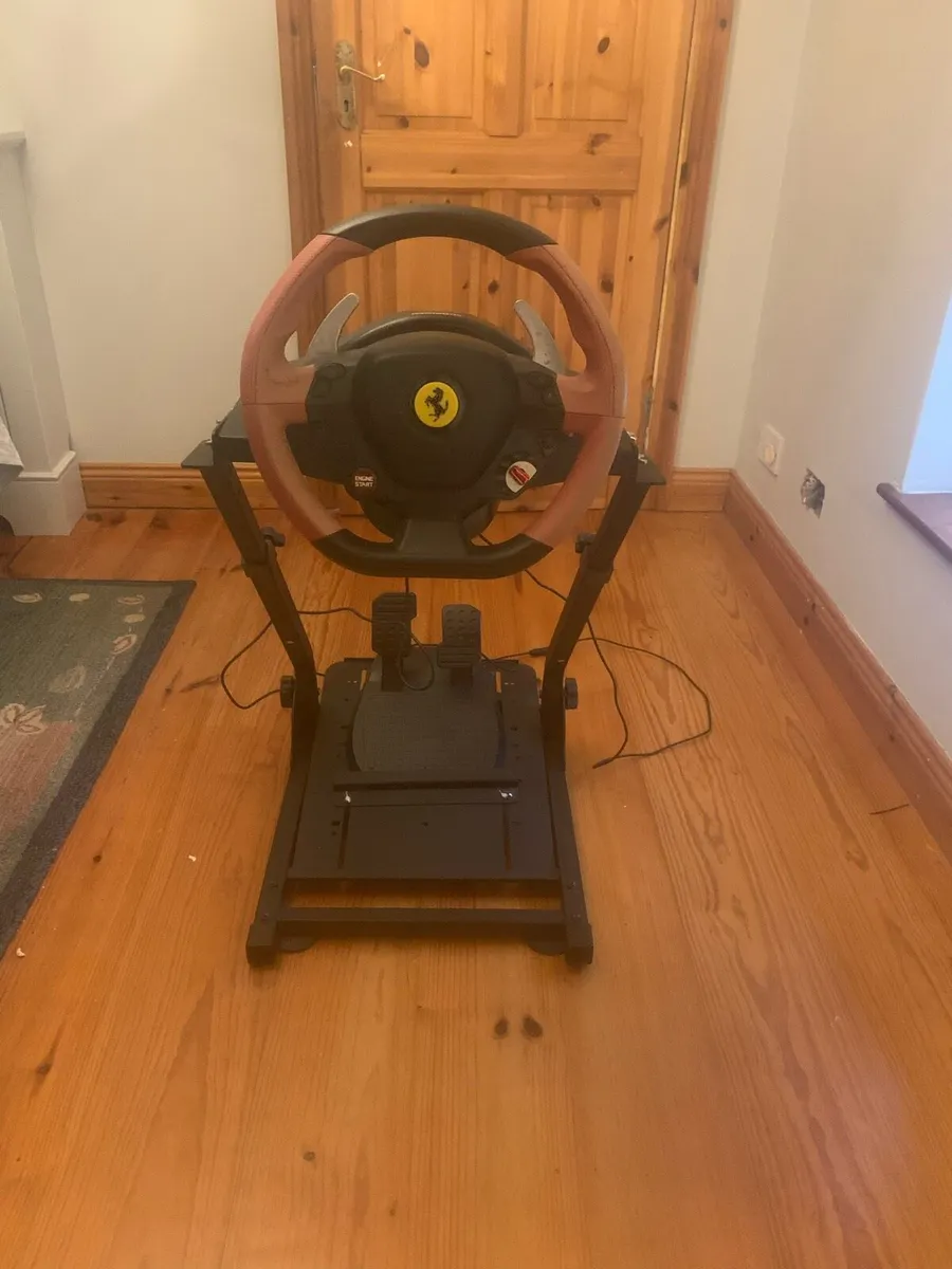 Ferrari steering wheel and racing sim mount - Image 2