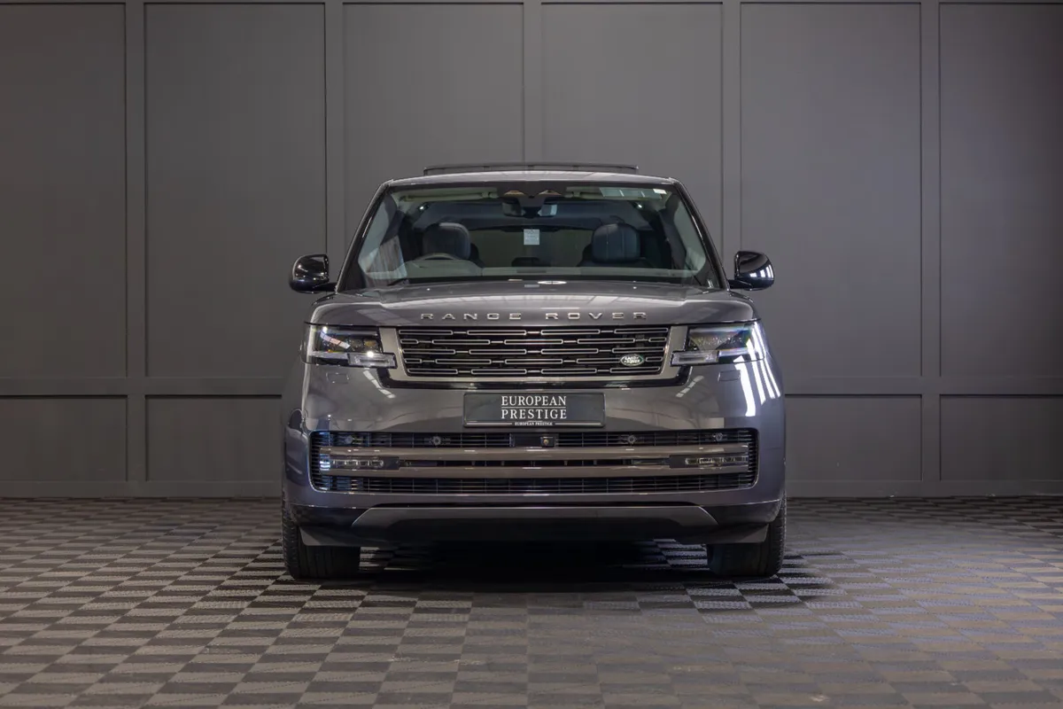 2024 Range Rover P460e SE - Image 2