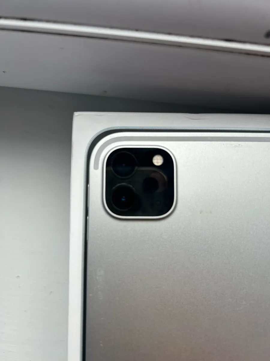 iPad Pro 11-inch (3rd Generation) Wi-Fi - Image 3