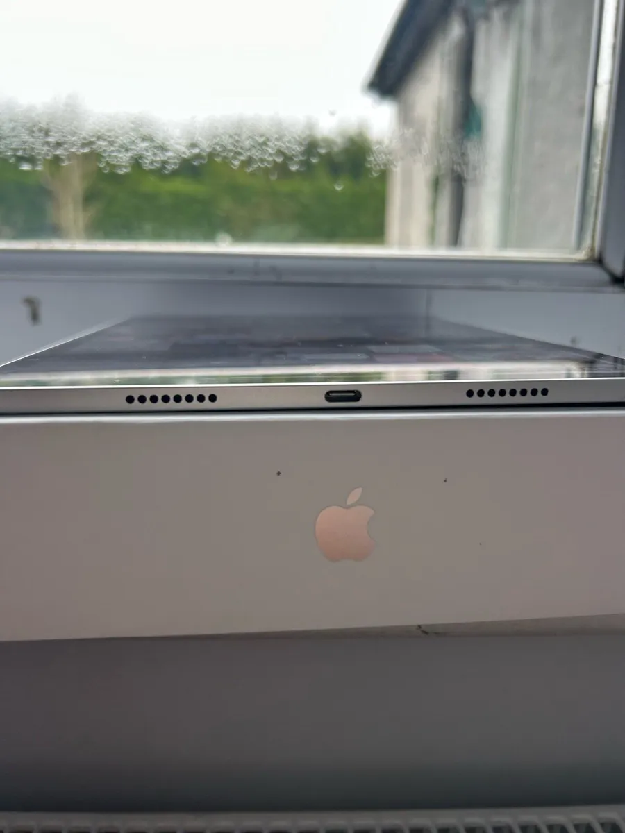 iPad Pro 11-inch (3rd Generation) Wi-Fi - Image 4