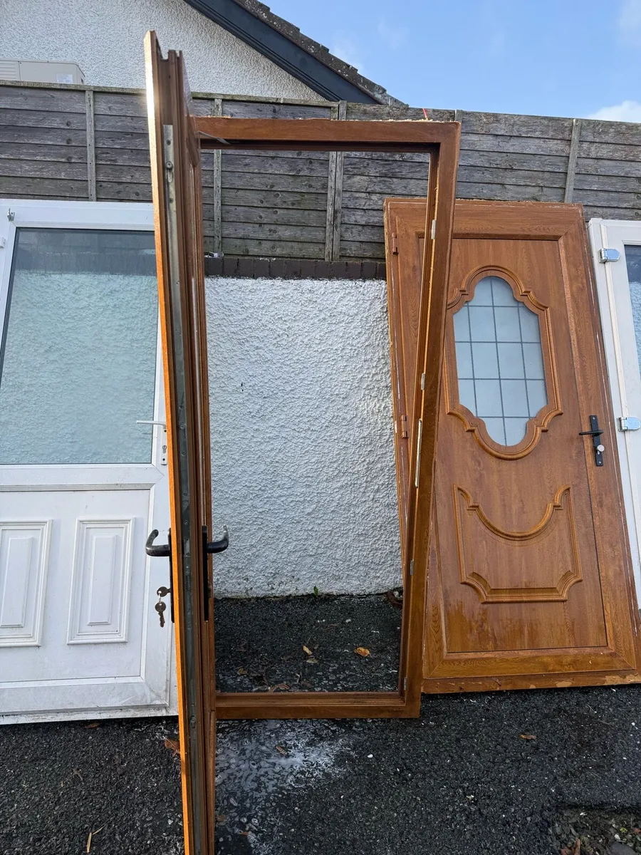 Pvc, Back door - Image 3