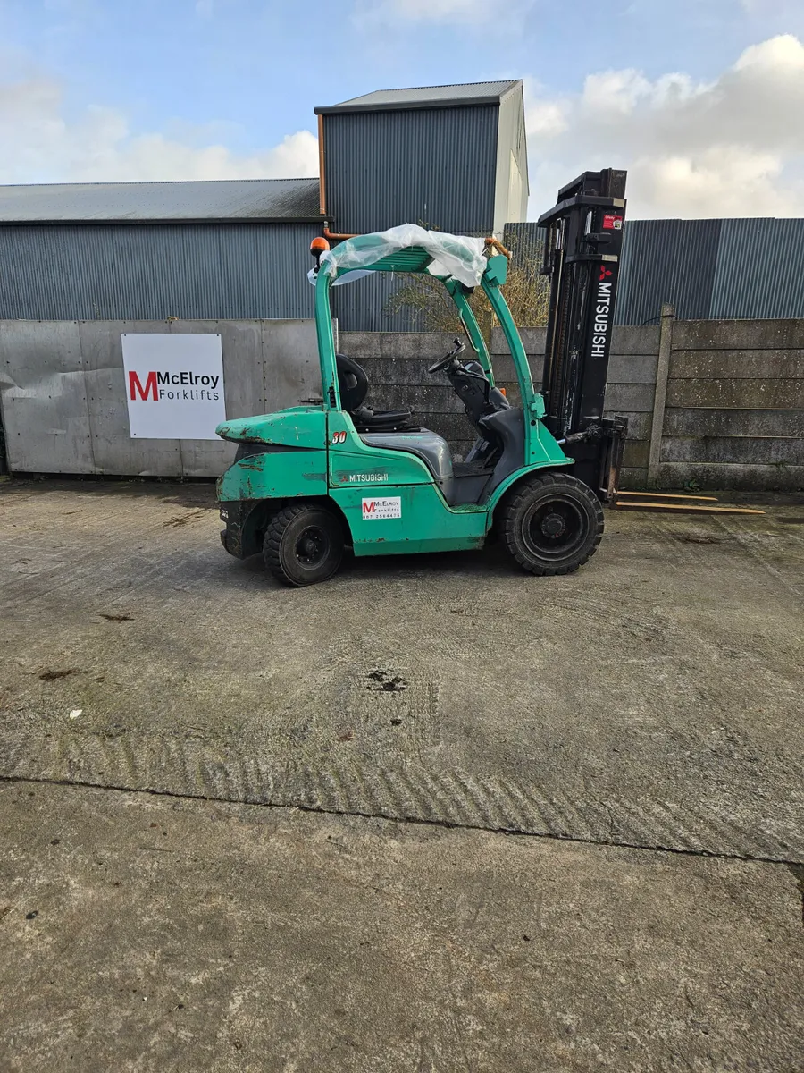 Cheap Forklift - Image 4