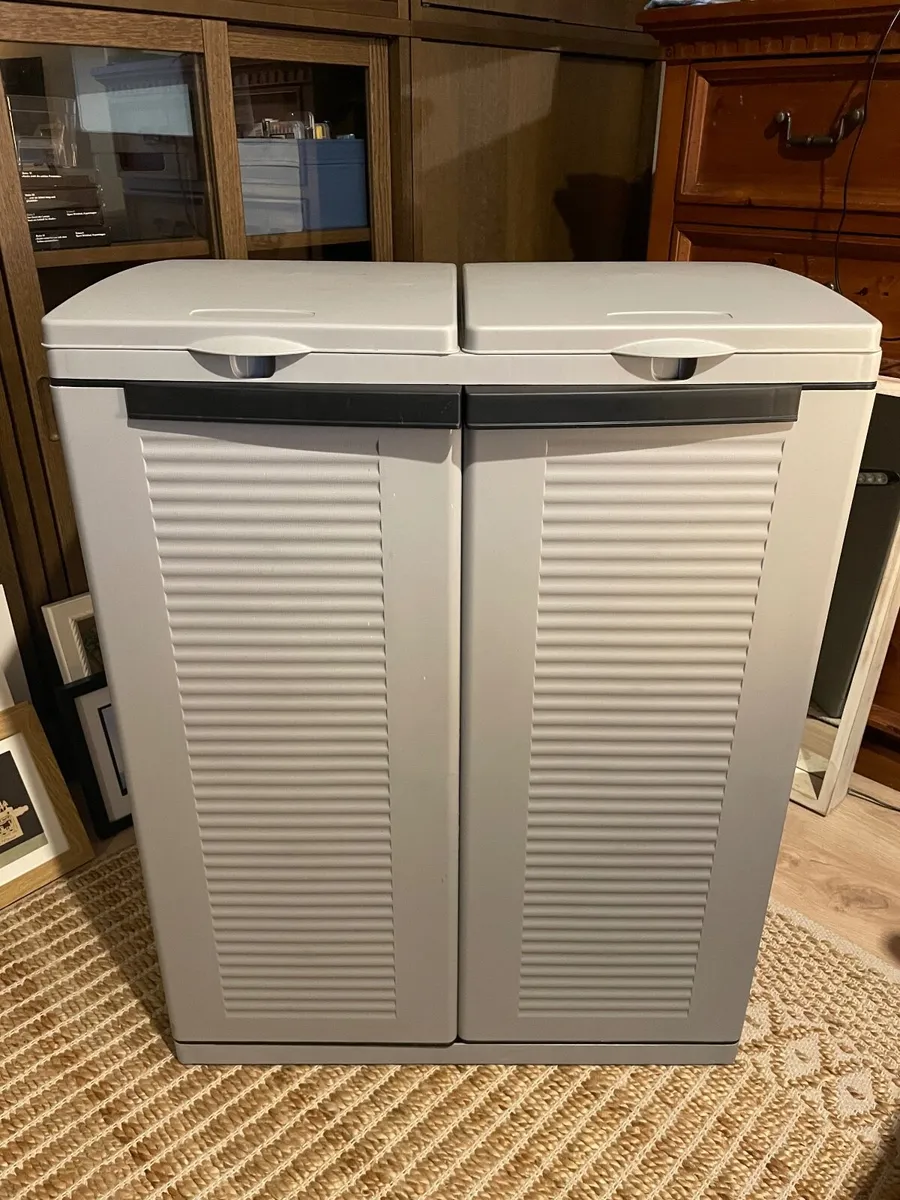 Large bin system - Image 1