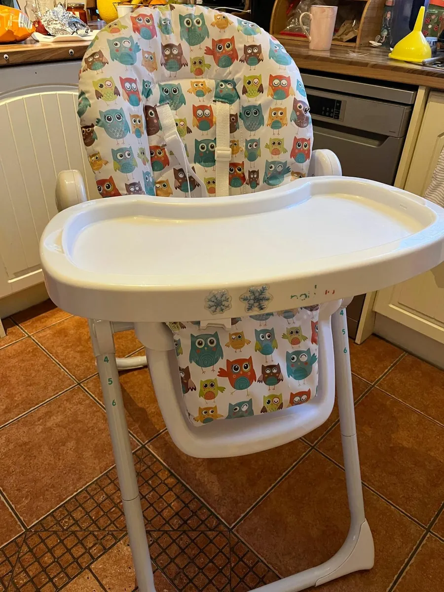 Baby feeding high chair - Image 1