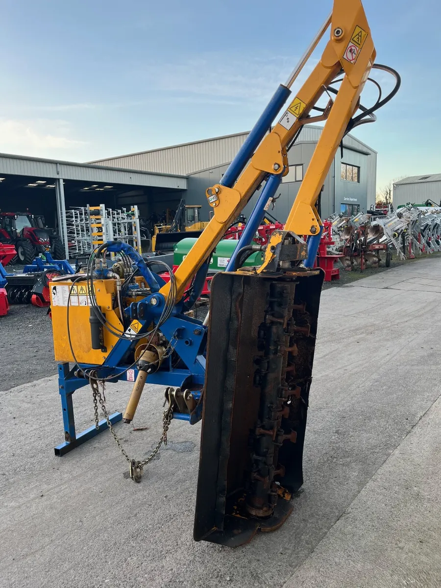 Bomford Kestral 5M Reach - Image 3