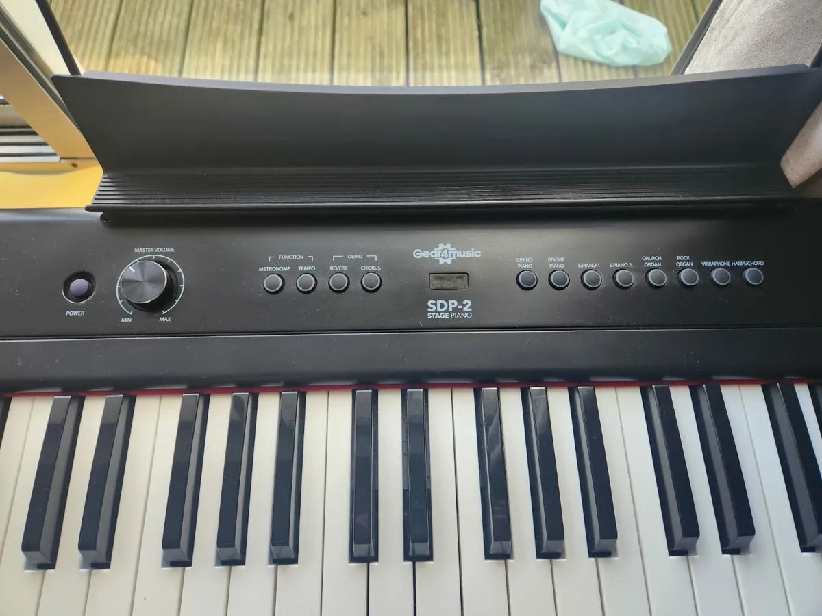 Digital Piano - Image 2