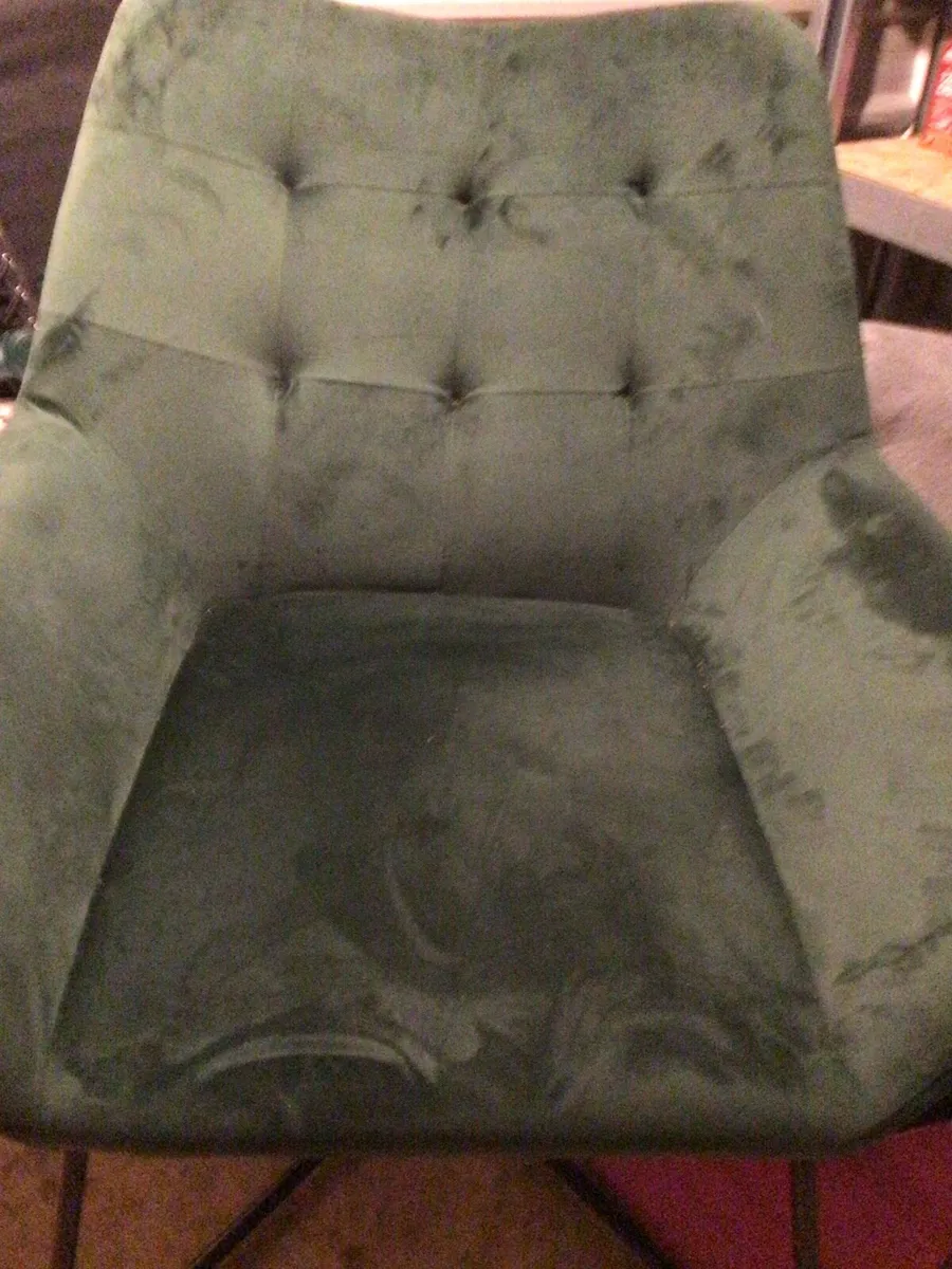 Large rug arm chair and pouffe - Image 3