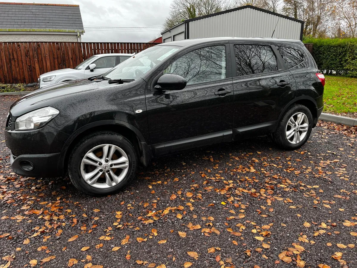 Nissan Qashqai +2 1.5 dXE Full Pan Roof - Image 3