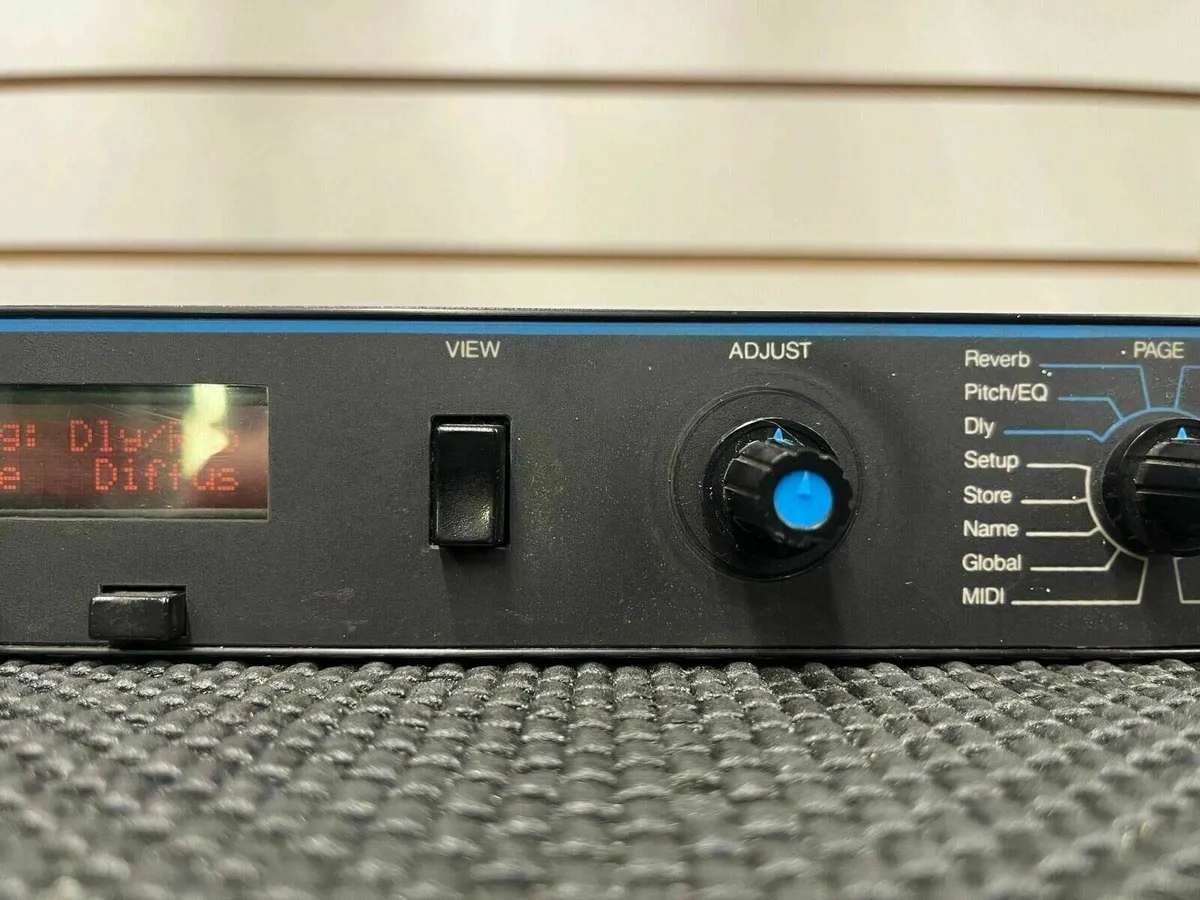 Lexicon LXP-15 Multi Effects Processor - Image 4