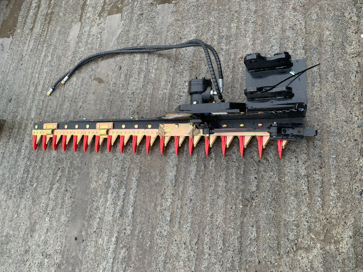 Captok Hydraulic Hedge Trimmer with 25mm pins - Image 4