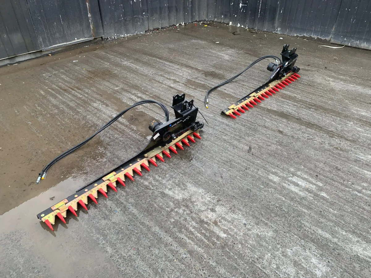 Captok Hydraulic Hedge Trimmer with 25mm pins - Image 1