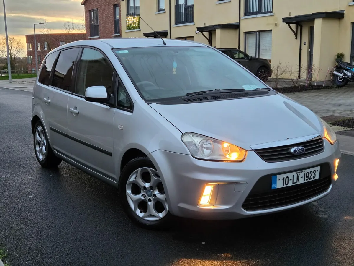 Ford C-Max 2010 - Image 1