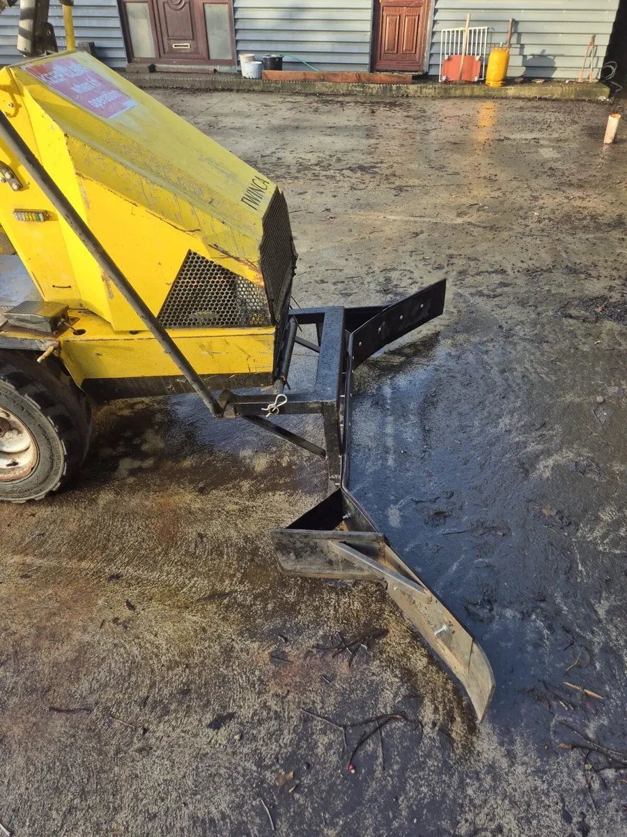 Twinca artic steer yard scraper - Image 2