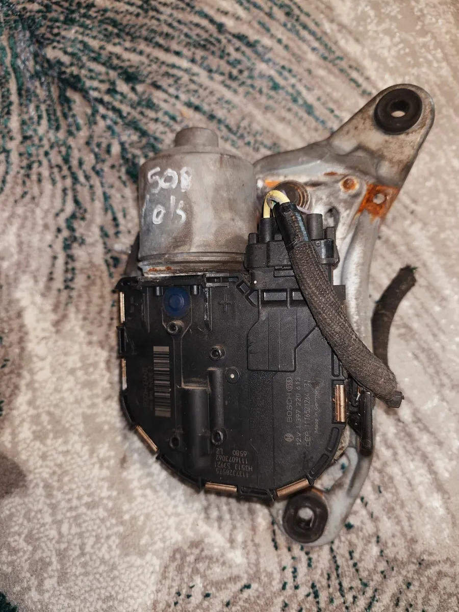 Peugeot 508 wiper motor - Image 2