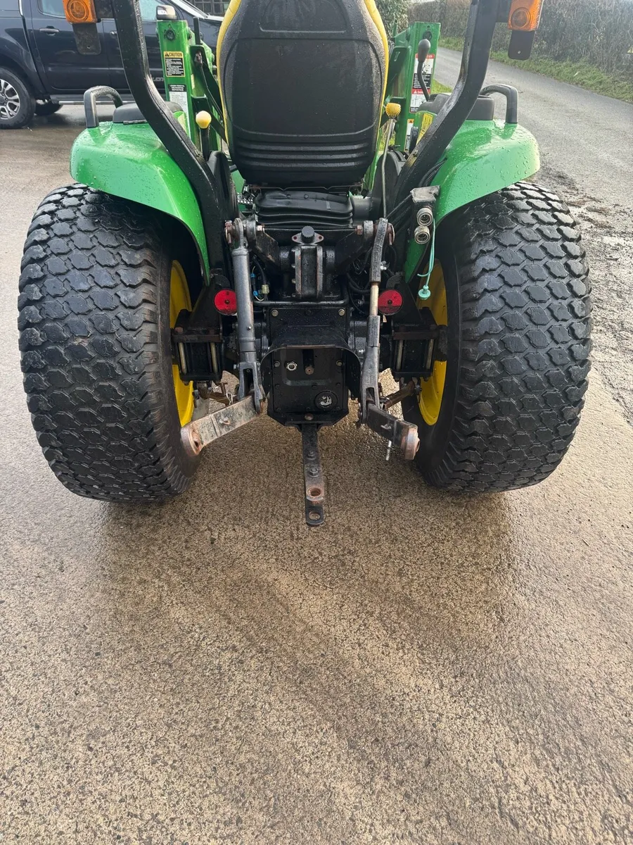 John Deere Compact Tractor - Image 3