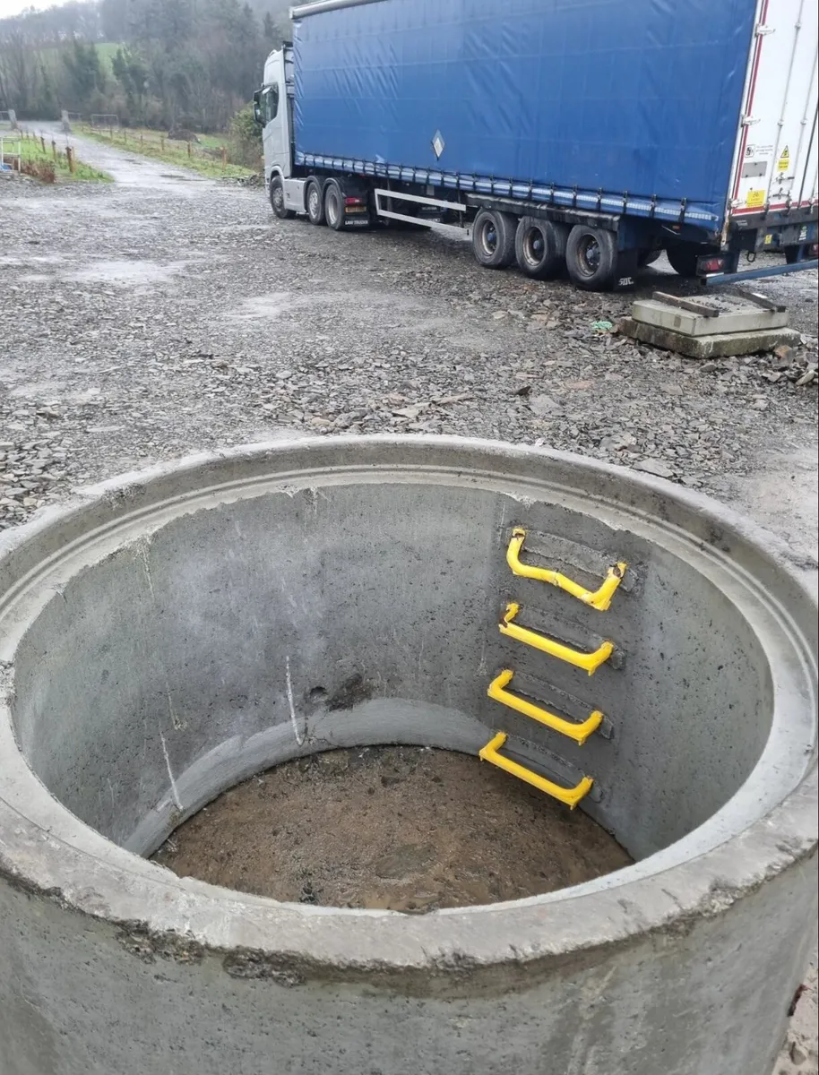 Concrete Ring - Image 1