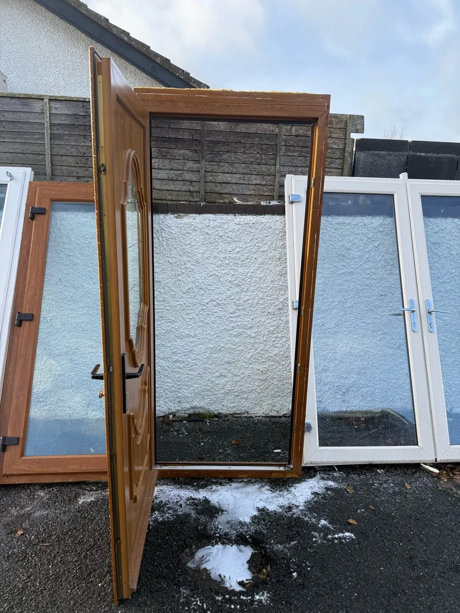 Pvc front door - Image 4
