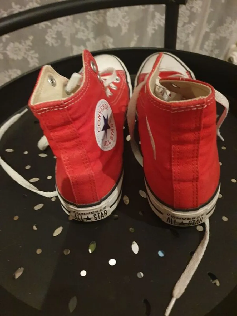 Converse  Red Chuck Taylor size 39 - Image 2