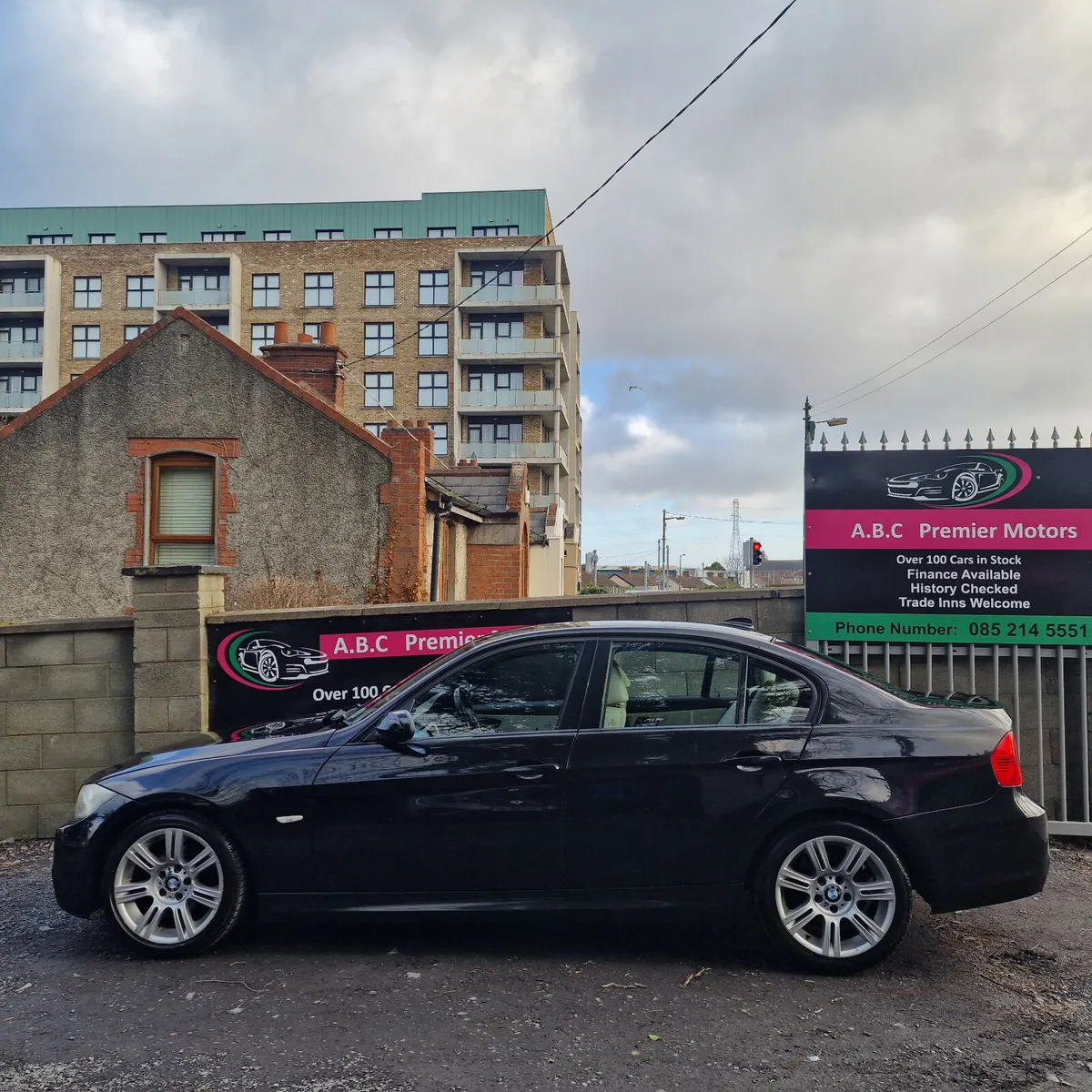 BMW 3-Series M-Sport Automatic - Image 4