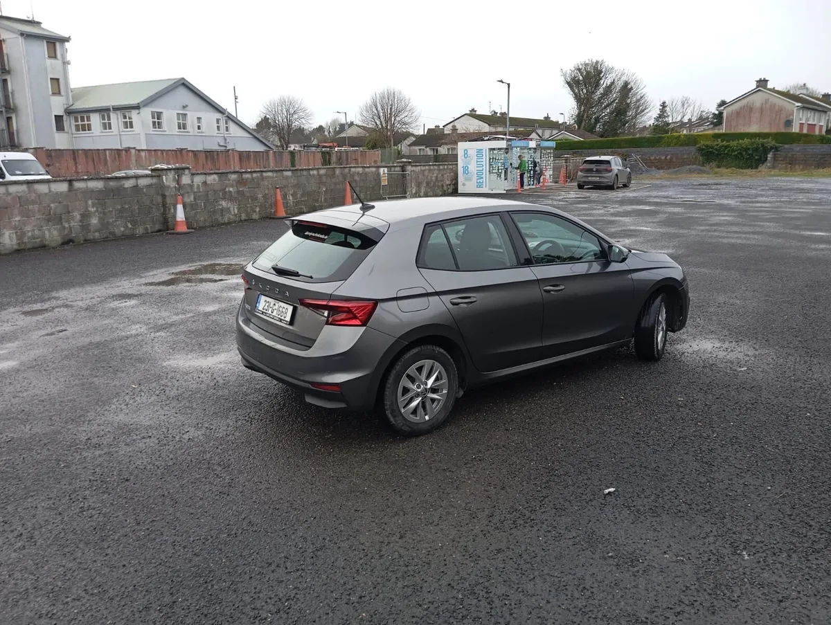 231 Skoda fabia - Image 3