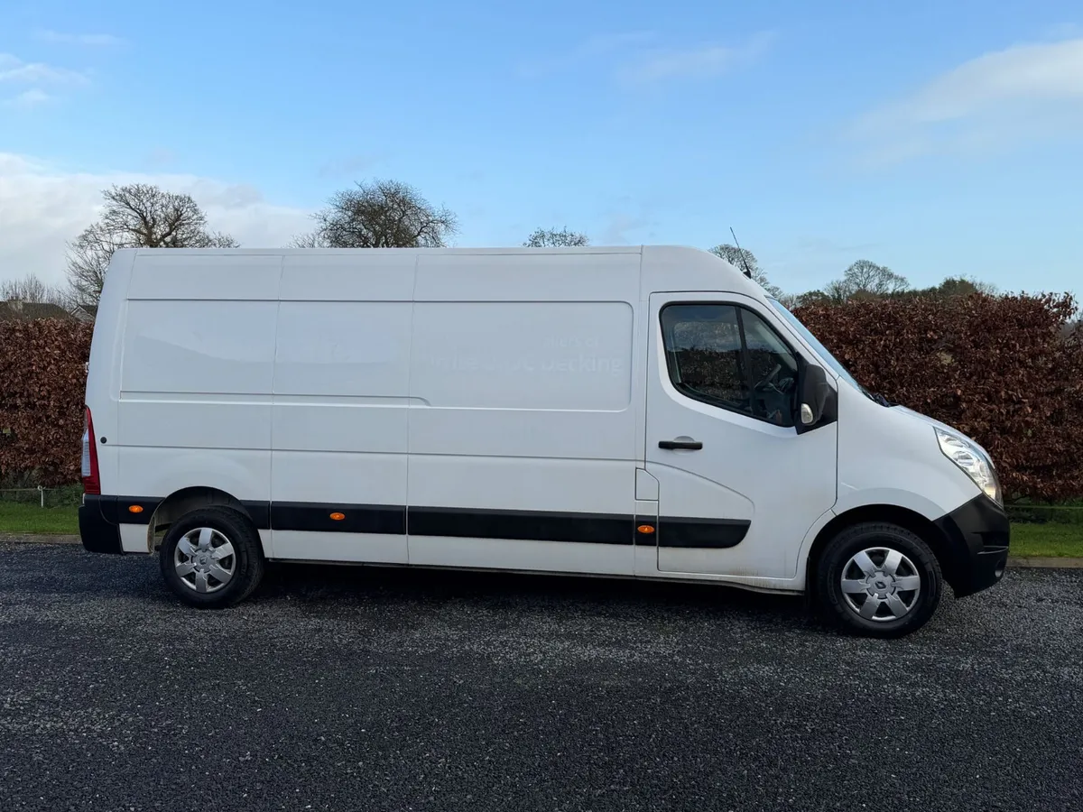 2019 Renault Master 130 Business Plus LWB Med Roof - Image 3