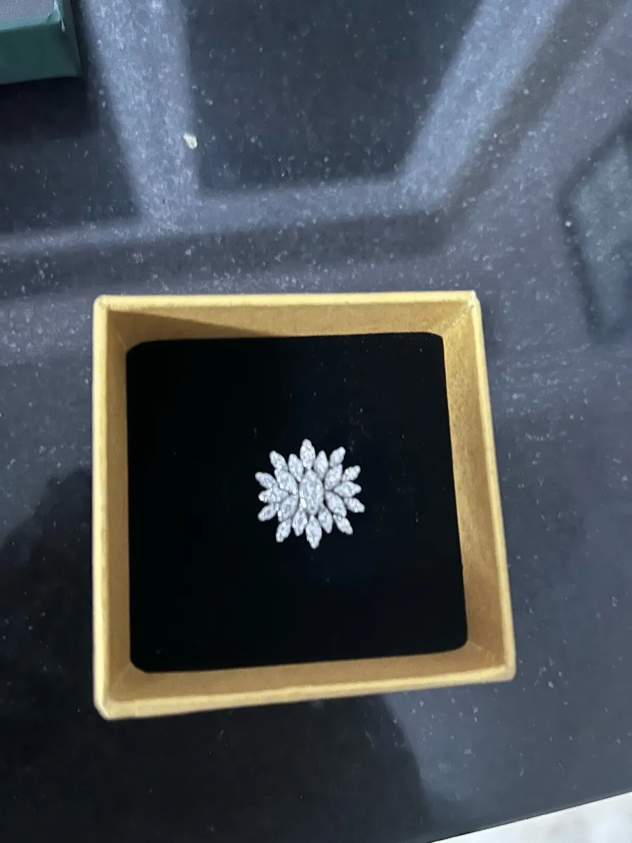 Diamond ring - Image 1