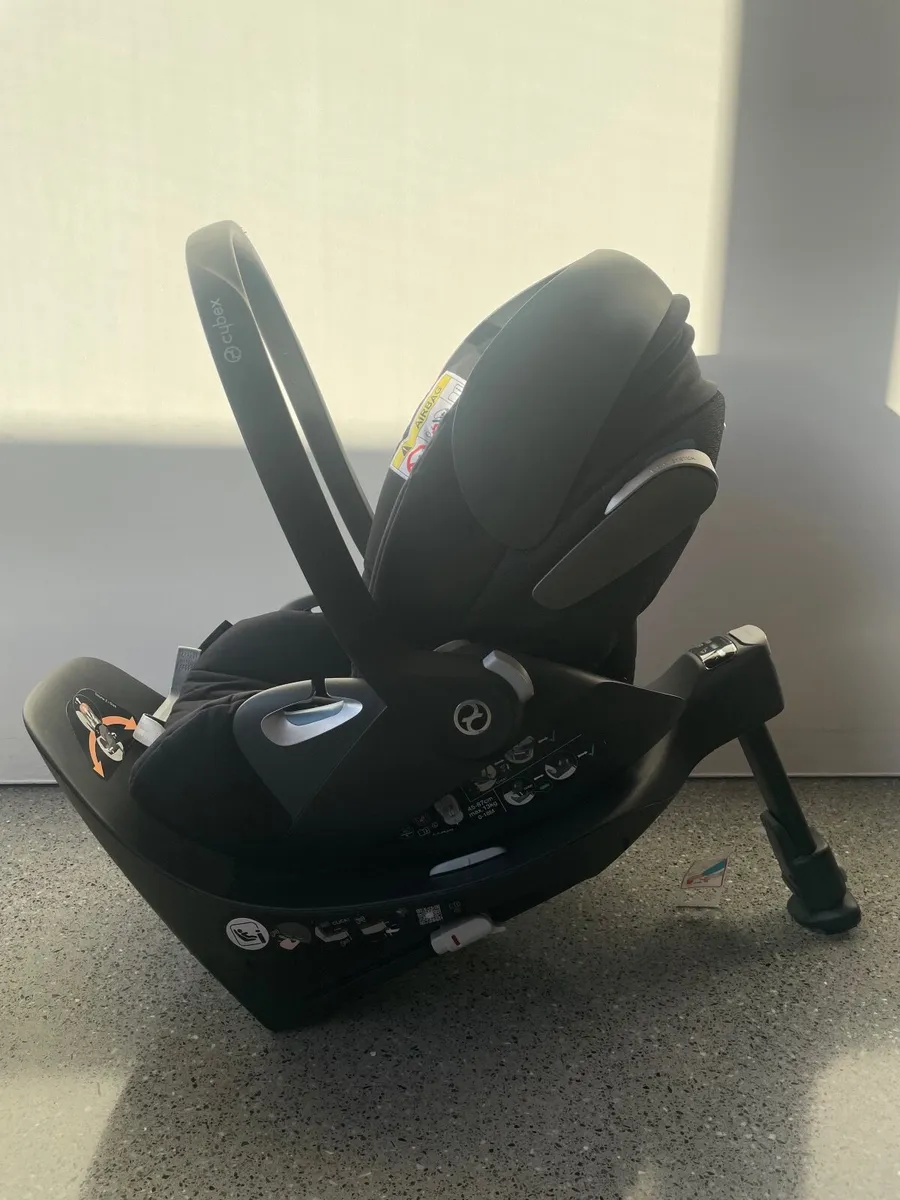 Cybex Cloud Z I-size infant car seat with 360 degr - Image 4