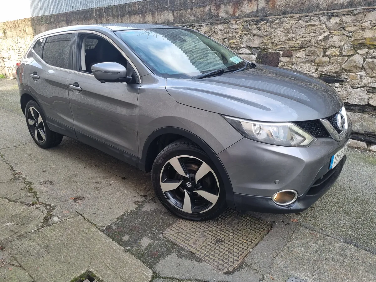 Nissan Qashqai  360 View Camera 2017 - Image 1