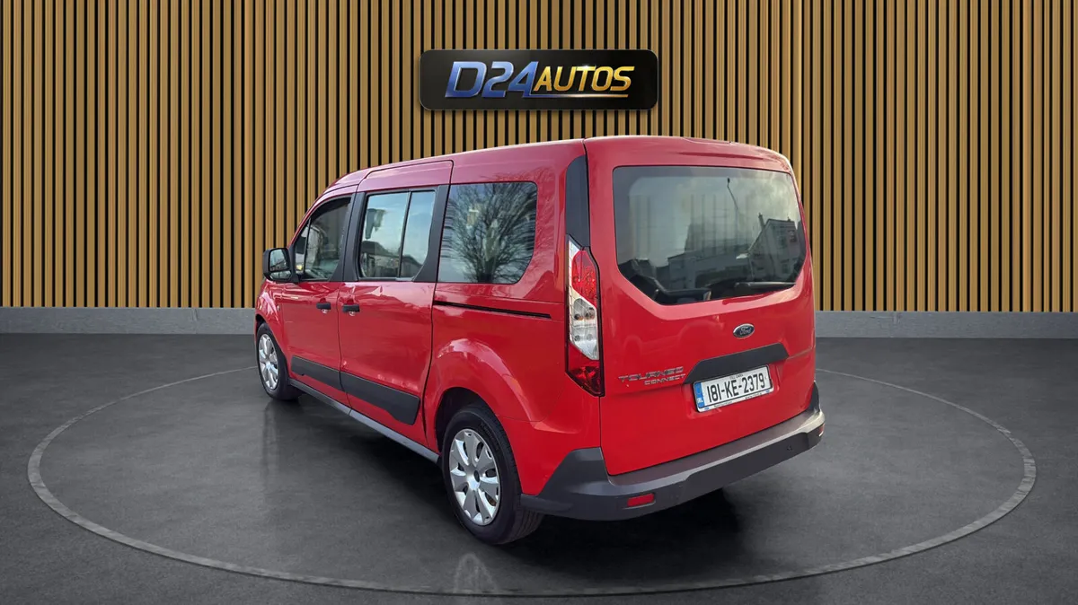 Ford Tourneo 2018 7 SEATER 1 OWNER FROM NEW - Image 4