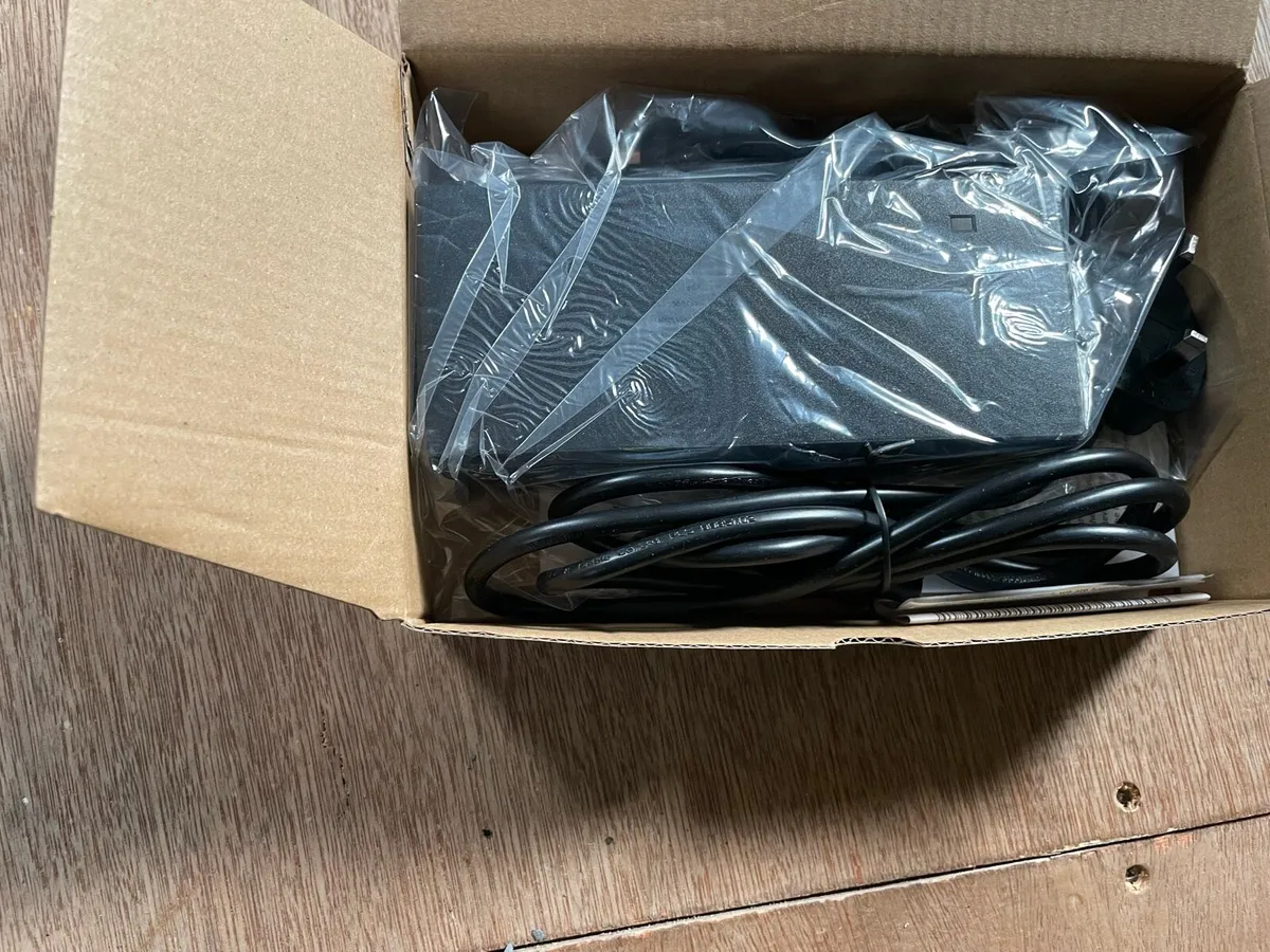 Carerra ebike charger - Image 3