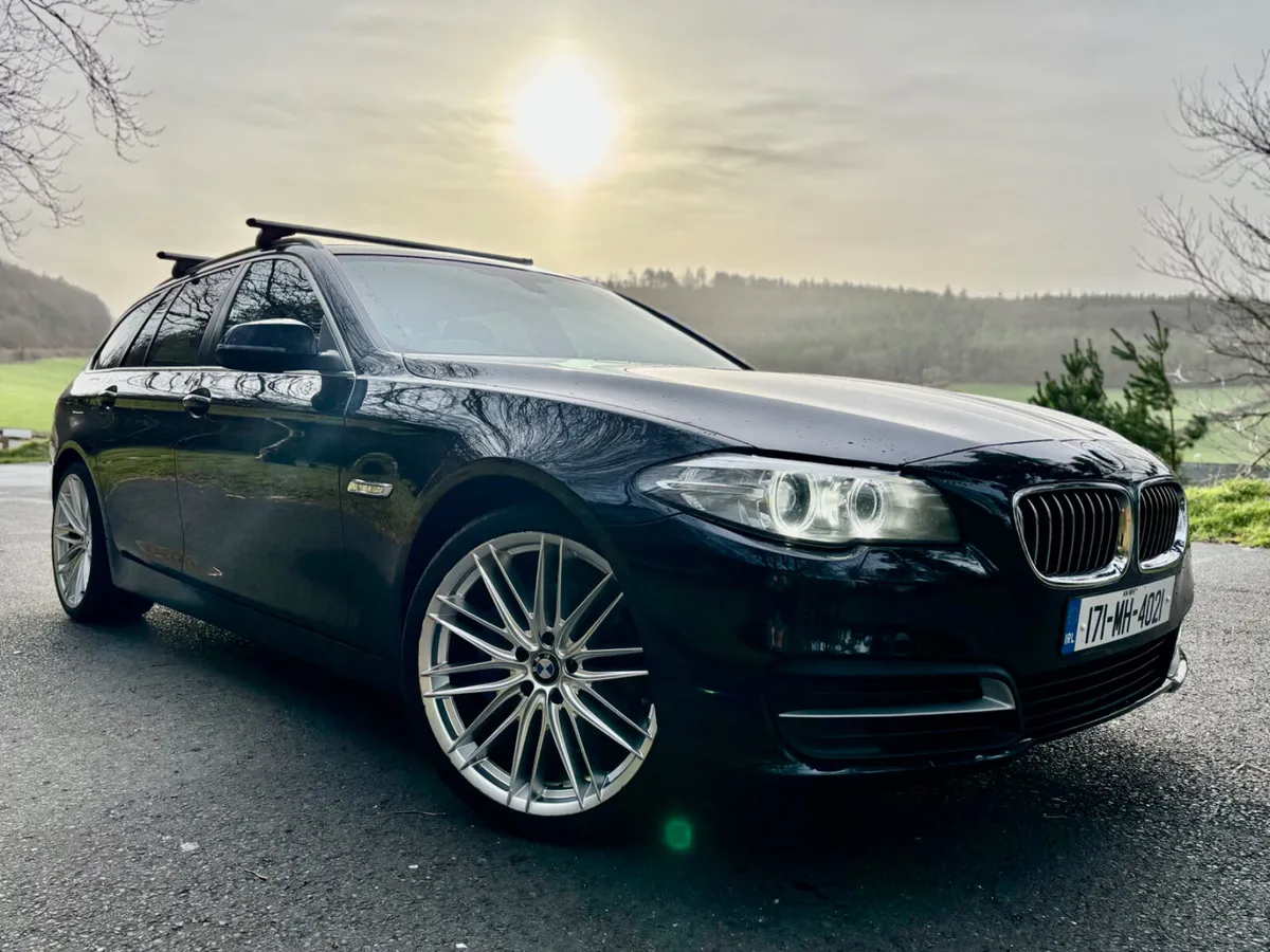 2017 BMW 5-Series 520D estate automatic - Image 1