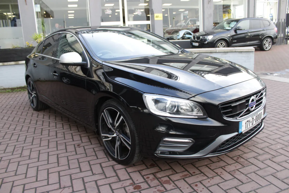 2017 VOLVO S60 R-DESIGN - Image 2