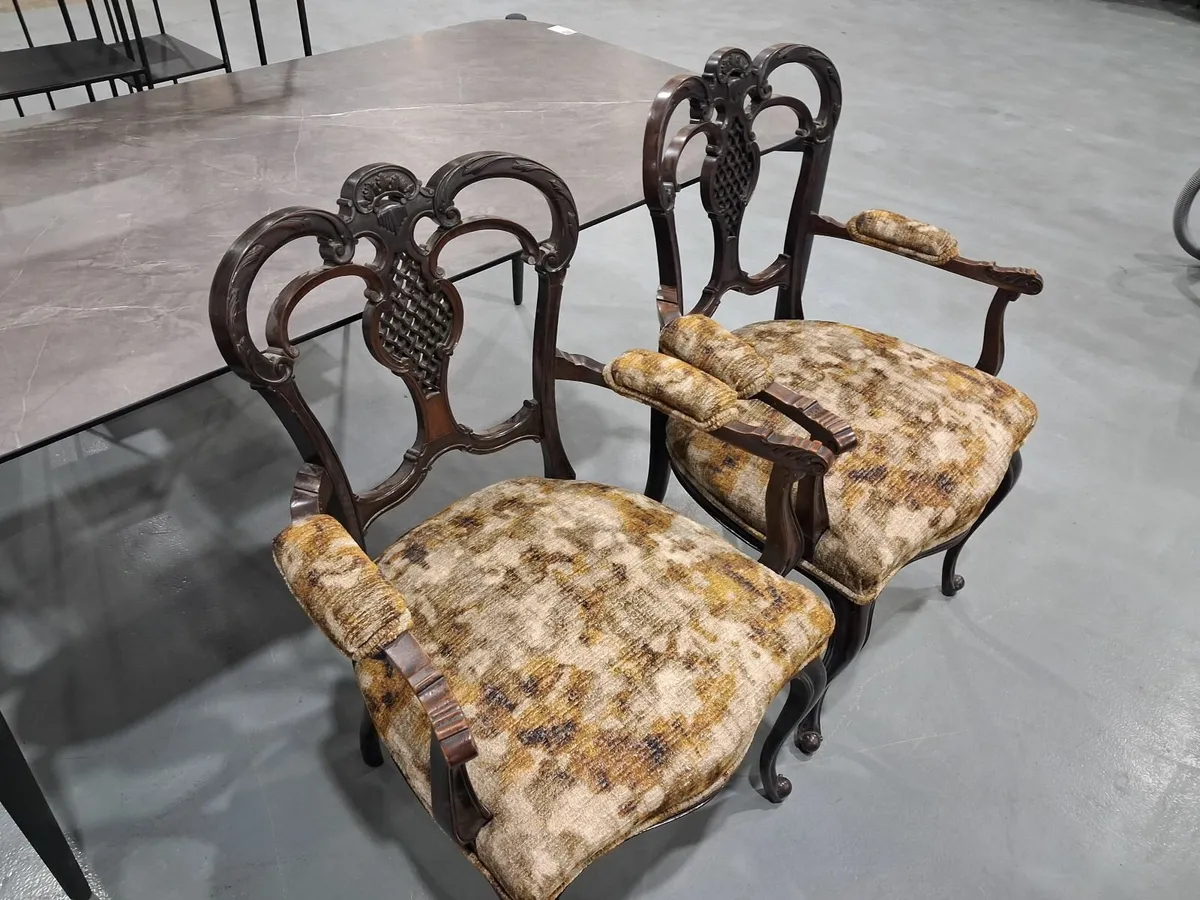 Online Auction Of Brown Chairs & More! - Image 1
