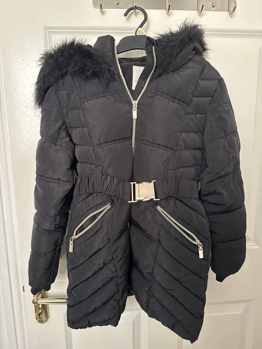 Girls 8/9 yrs winter coat - Image 1