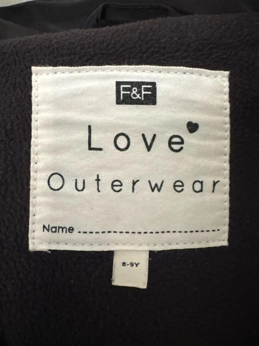 Girls 8/9 yrs winter coat - Image 2