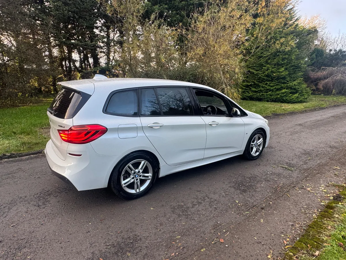 16 BMW 218D GRAND TOURER AUTO - Image 2