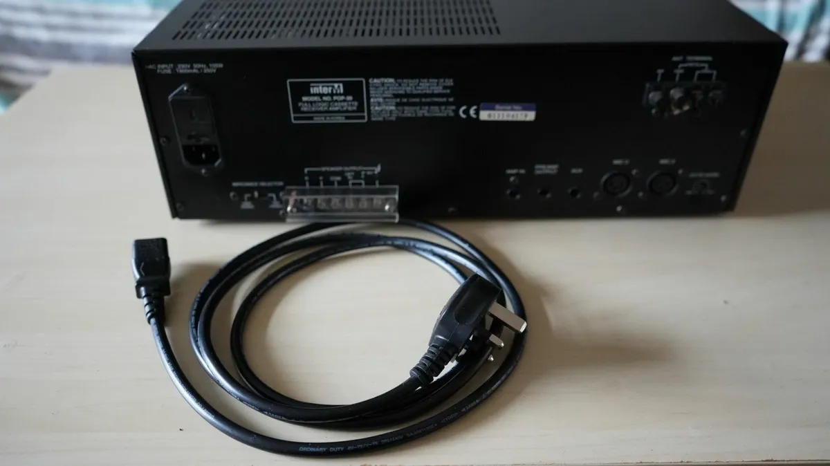 Inter-M POP-30 cassette amplifier {vintage} - Image 2