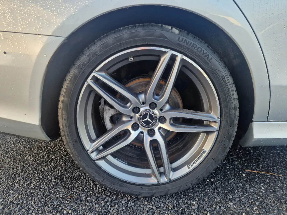 Mercedes-Benz E-Class E 200D AMG Line 4DR Auto - Image 4