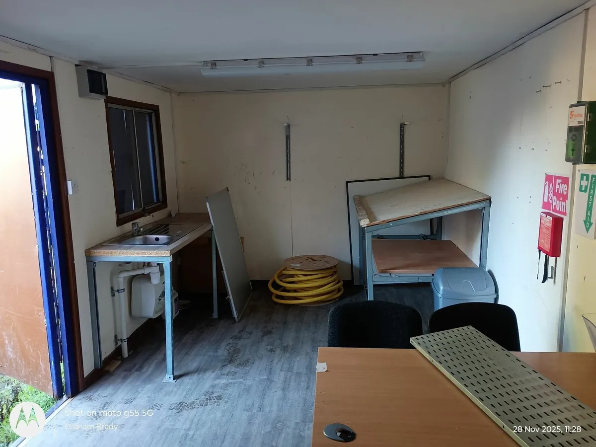 20 foot x 10 foot office container - Image 3