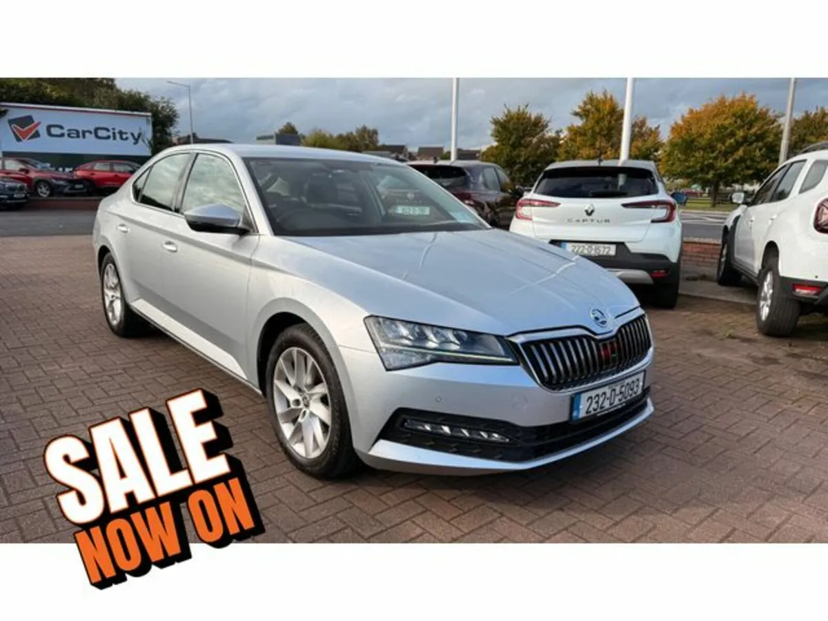Skoda Superb AMB 2.0tdi 150HP 5DR - Image 1