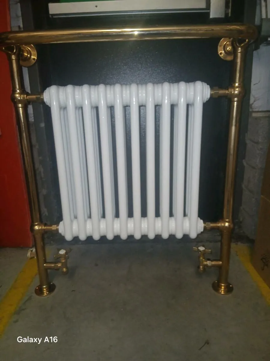 Traditional Towel Rail - Image 2